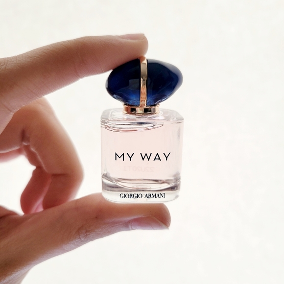 Giorgio Armani My Way EDP 7ml Travel Size - Picture 3 of 4